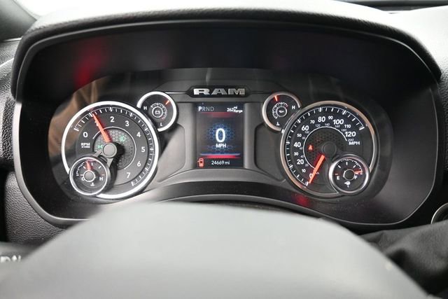 Used 2025 RAM 2500 Big Horn AWD/4WD image 36