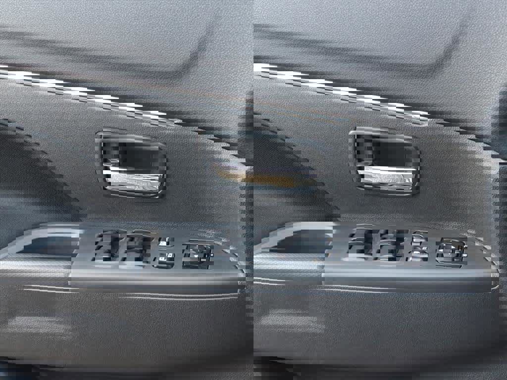 New 2026 Mitsubishi Outlander Sport LE image 12