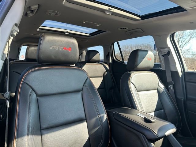 Used 2023 GMC Acadia AT4 w/ Preferred Package image 8