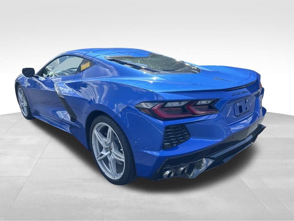 Used 2023 Chevrolet Corvette Stingray Coupe w/ 1LT RWD image 3