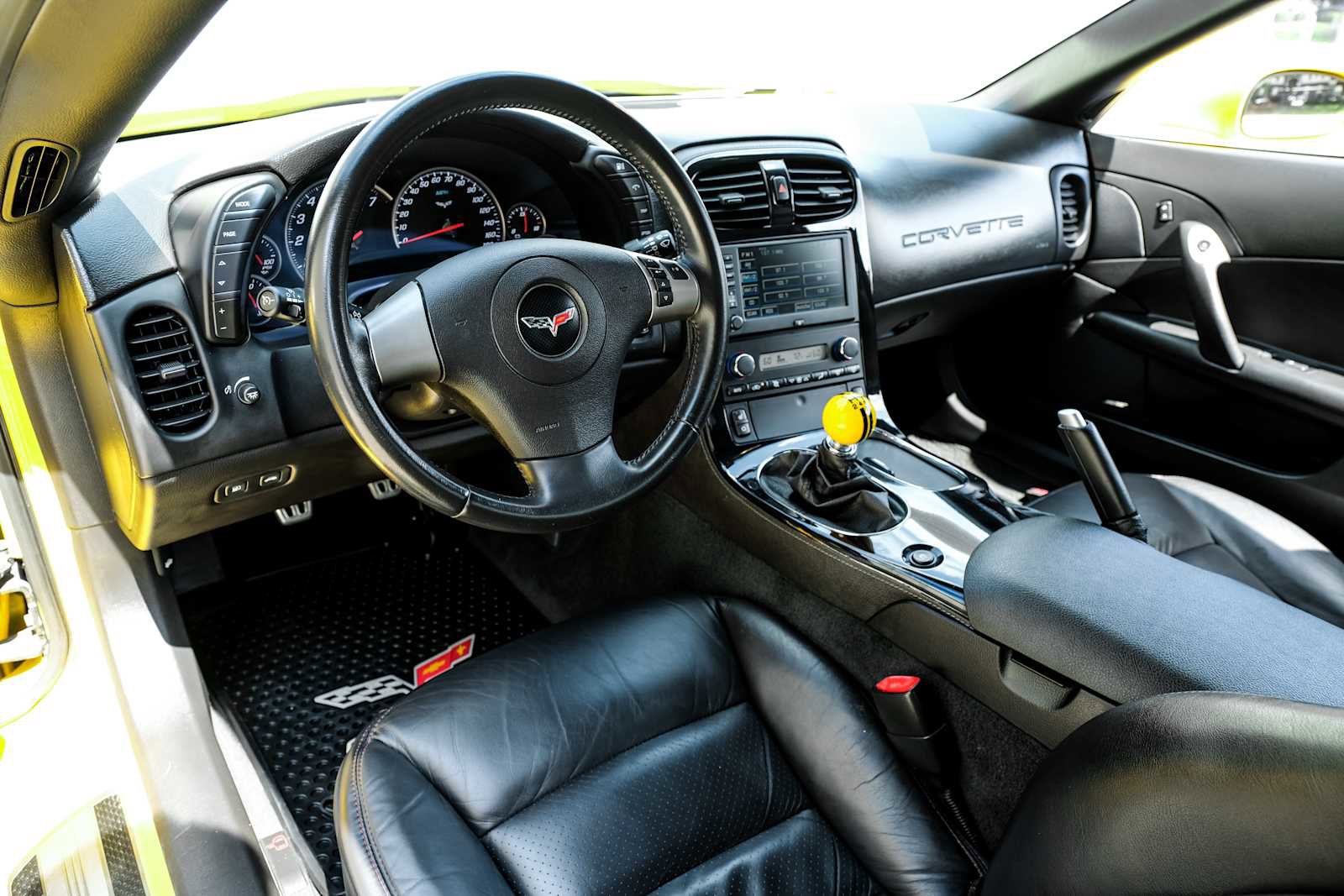 Used 2008 Chevrolet Corvette Z06 w/ Preferred Equipment Group RWD image 3