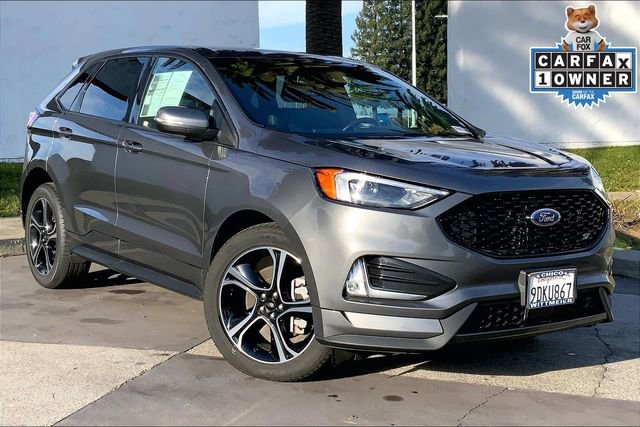Used 2022 Ford Edge ST image 2