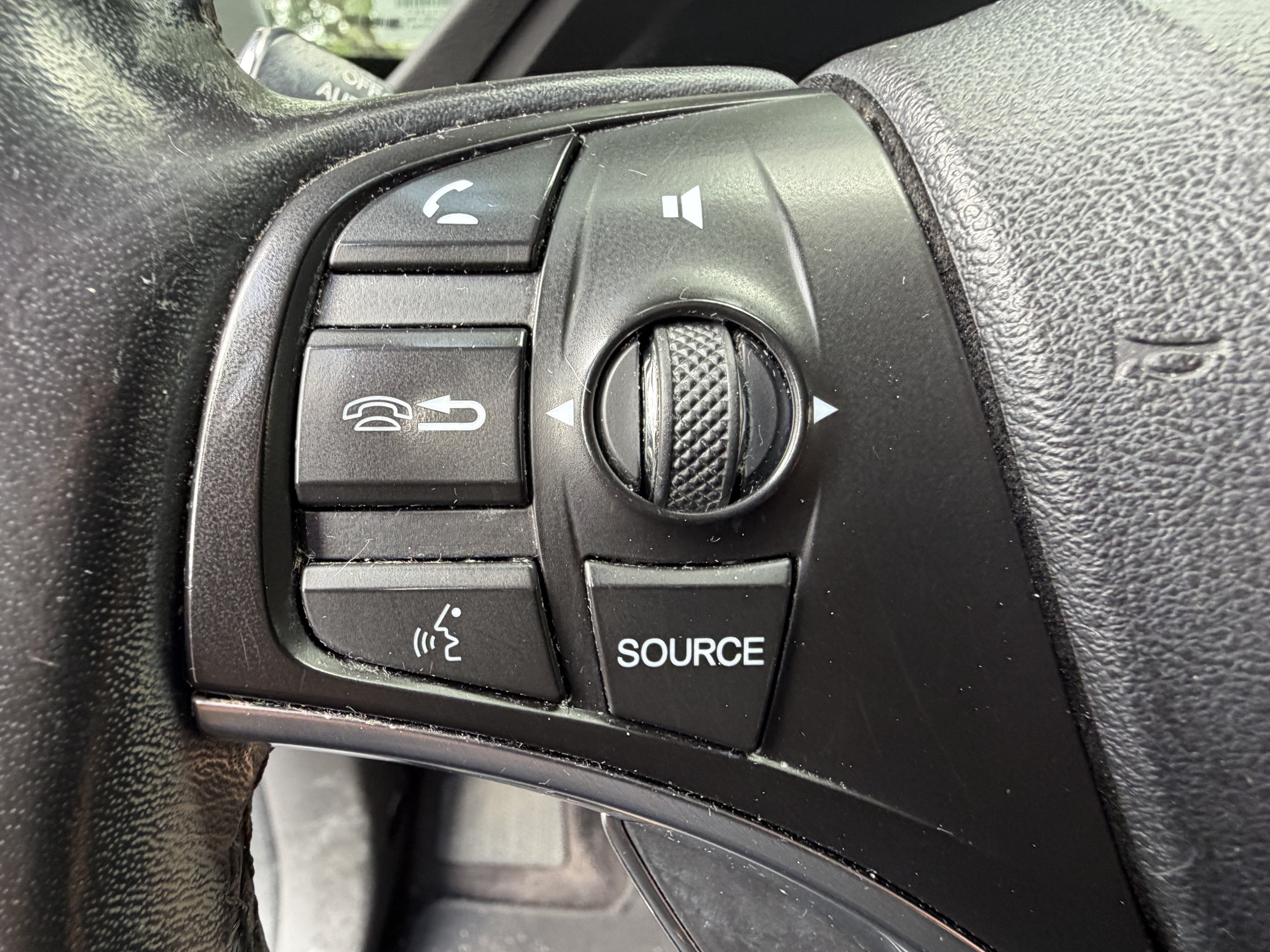 Used 2018 Acura MDX FWD w/ Advance Package image 19