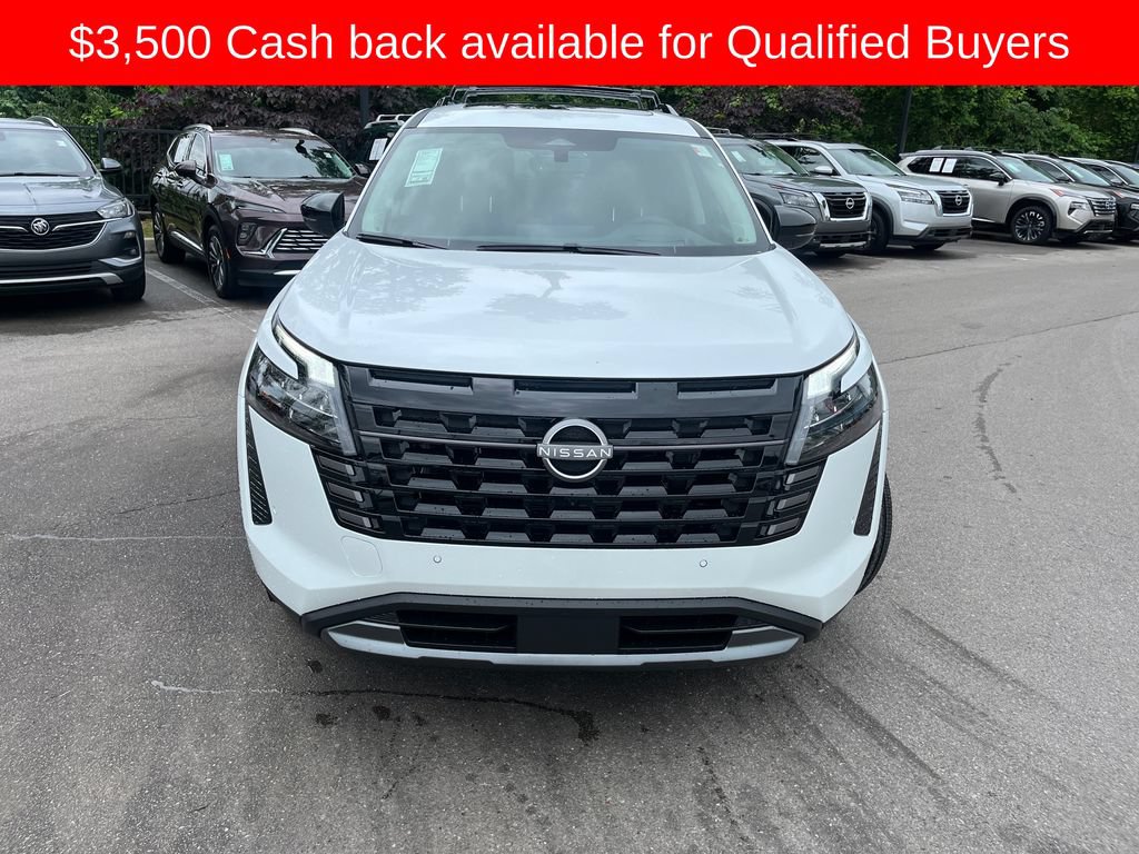 New 2026 Nissan Pathfinder Platinum w/ Cargo Package FWD image 11