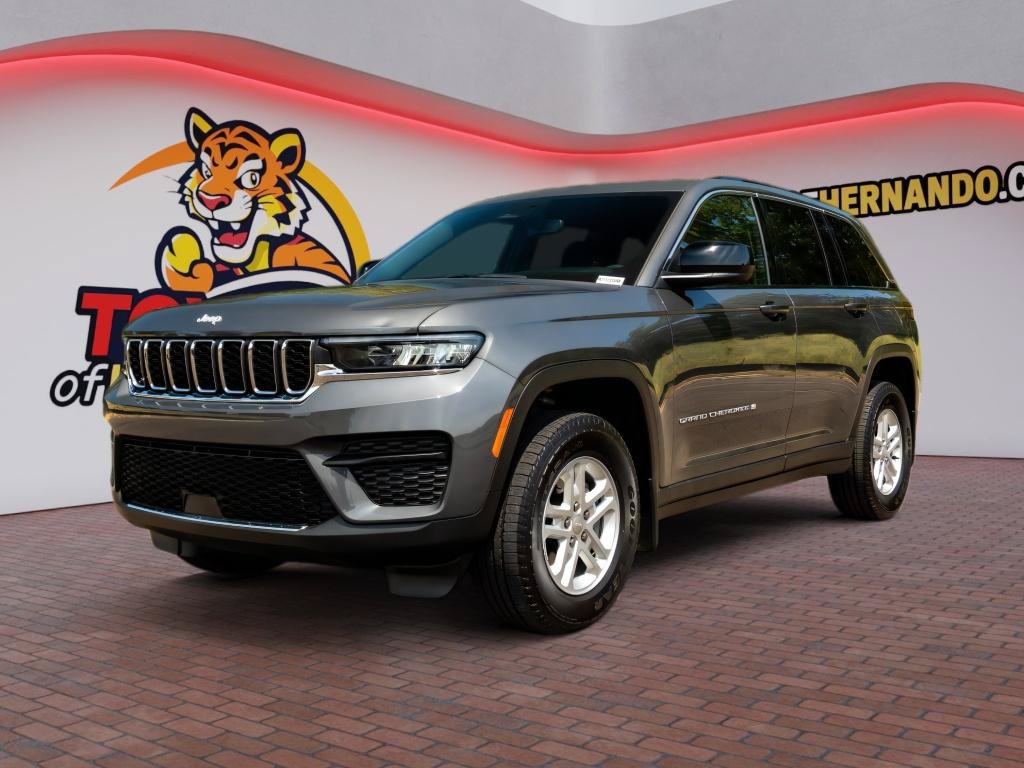 Used 2024 Jeep Grand Cherokee Laredo w/ MOPAR Finishing Package