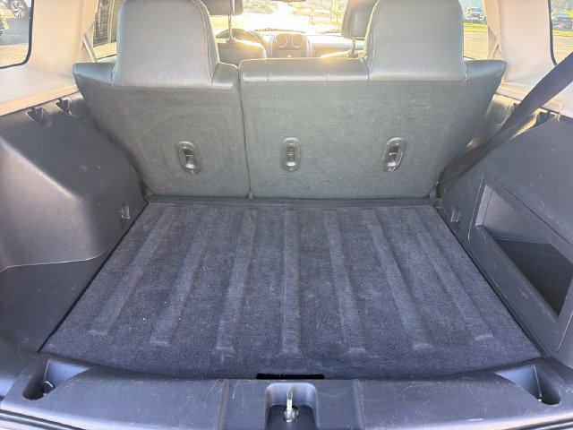 Used 2015 Jeep Patriot High Altitude AWD/4WD image 12