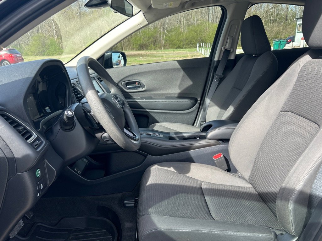 Used 2022 Honda HR-V EX image 8