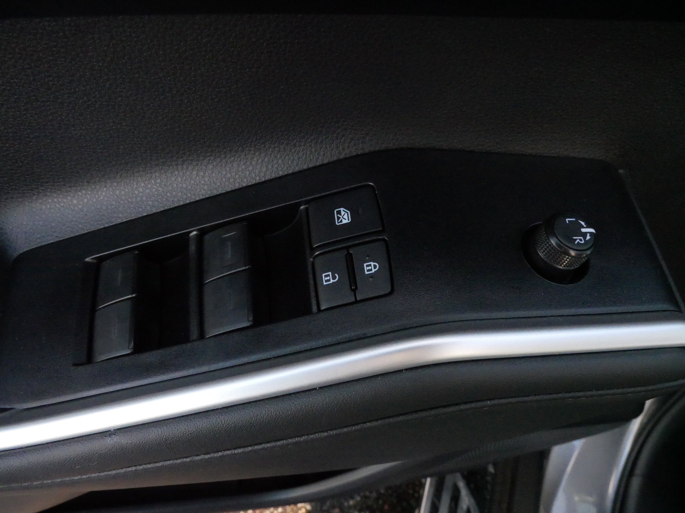 Certified 2026 Toyota Highlander XLE image 19