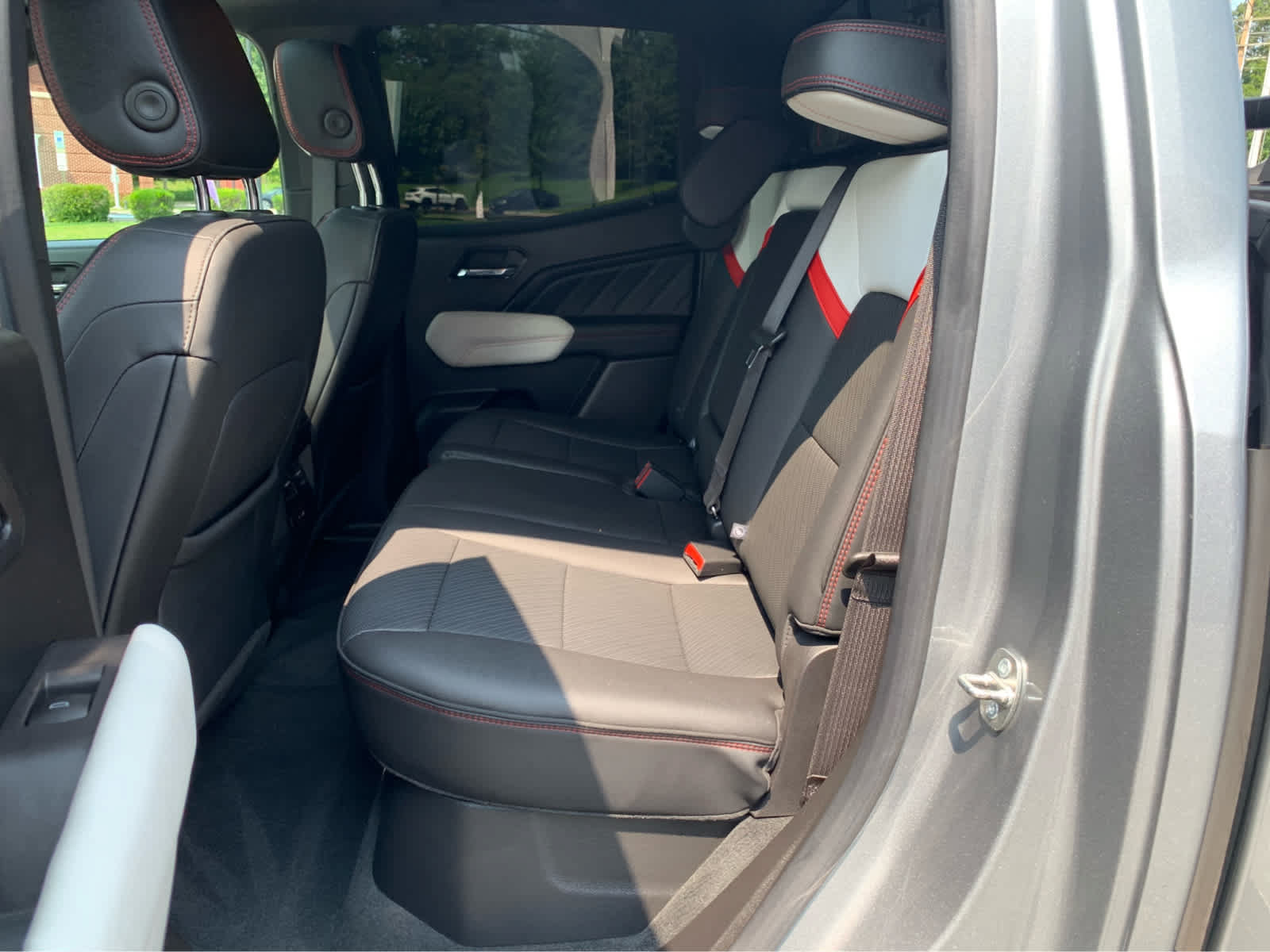 Used 2023 GMC Canyon AT4X w/ Edition 1 AWD/4WD image 23
