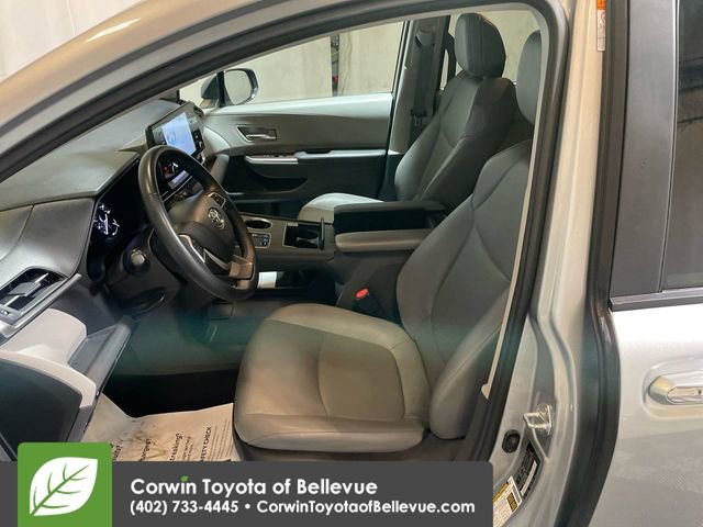 Certified 2024 Toyota Sienna XLE image 15