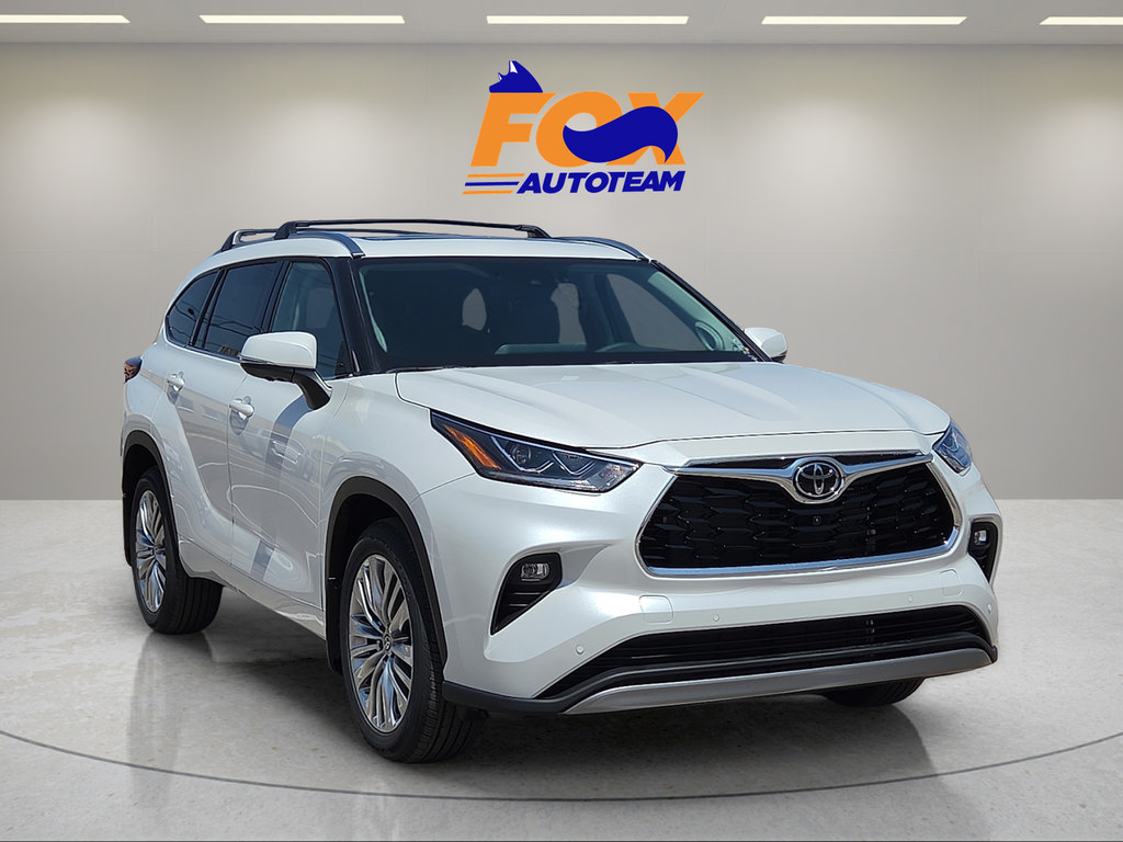 New 2026 Toyota Highlander Platinum AWD/4WD image 6