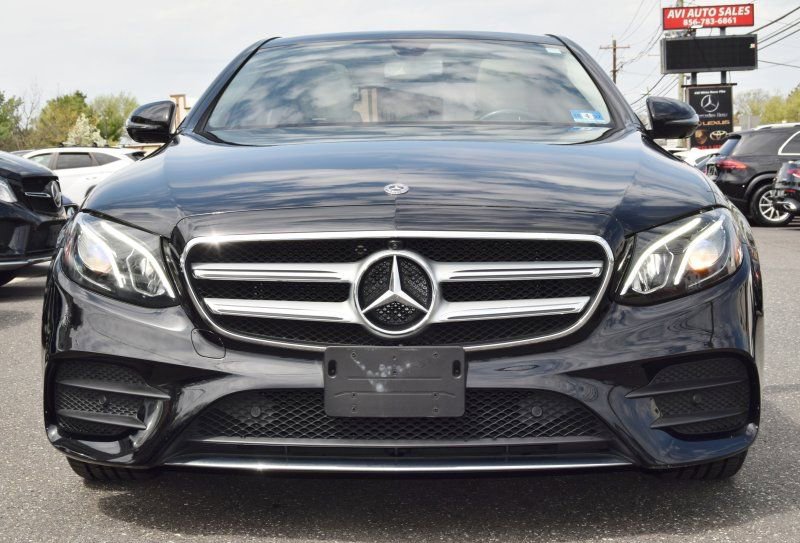 Used 2020 Mercedes-Benz E 350 4MATIC Sedan image 7