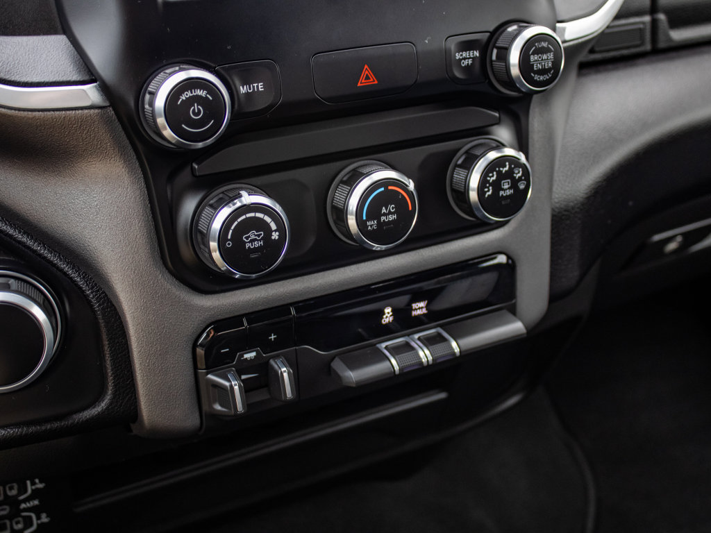 Used 2024 RAM 2500 Big Horn w/ Bed Utility Group image 32