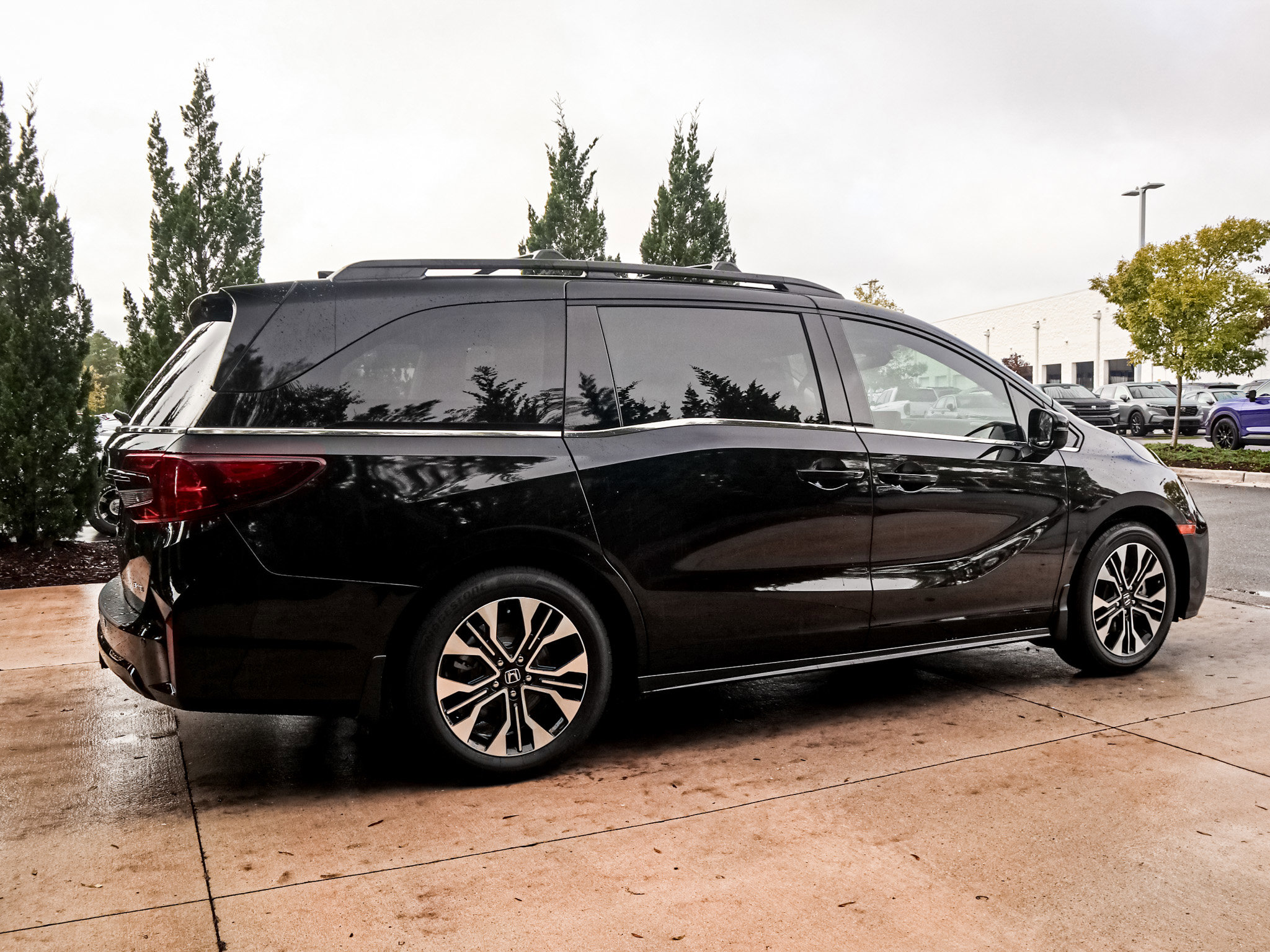 Used 2026 Honda Odyssey Elite image 11