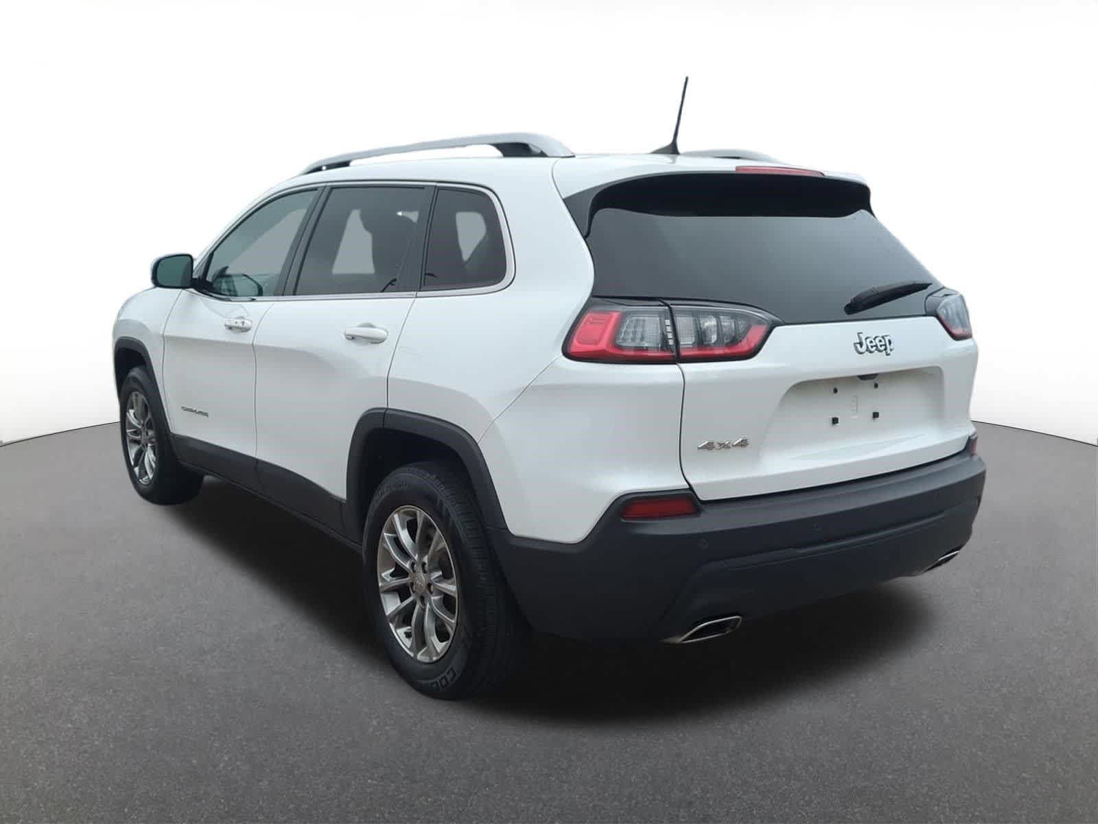 Used 2020 Jeep Cherokee Latitude Lux w/ Comfort/Convenience Group AWD/4WD image 4