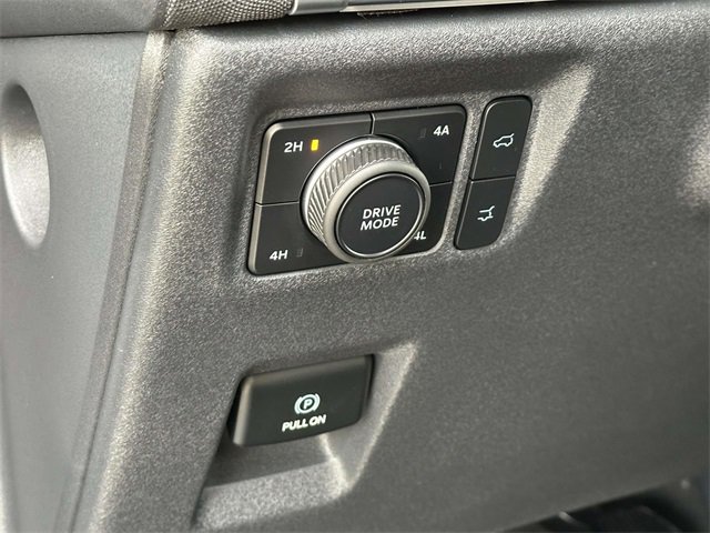 Used 2025 Ford Expedition Max Platinum image 18