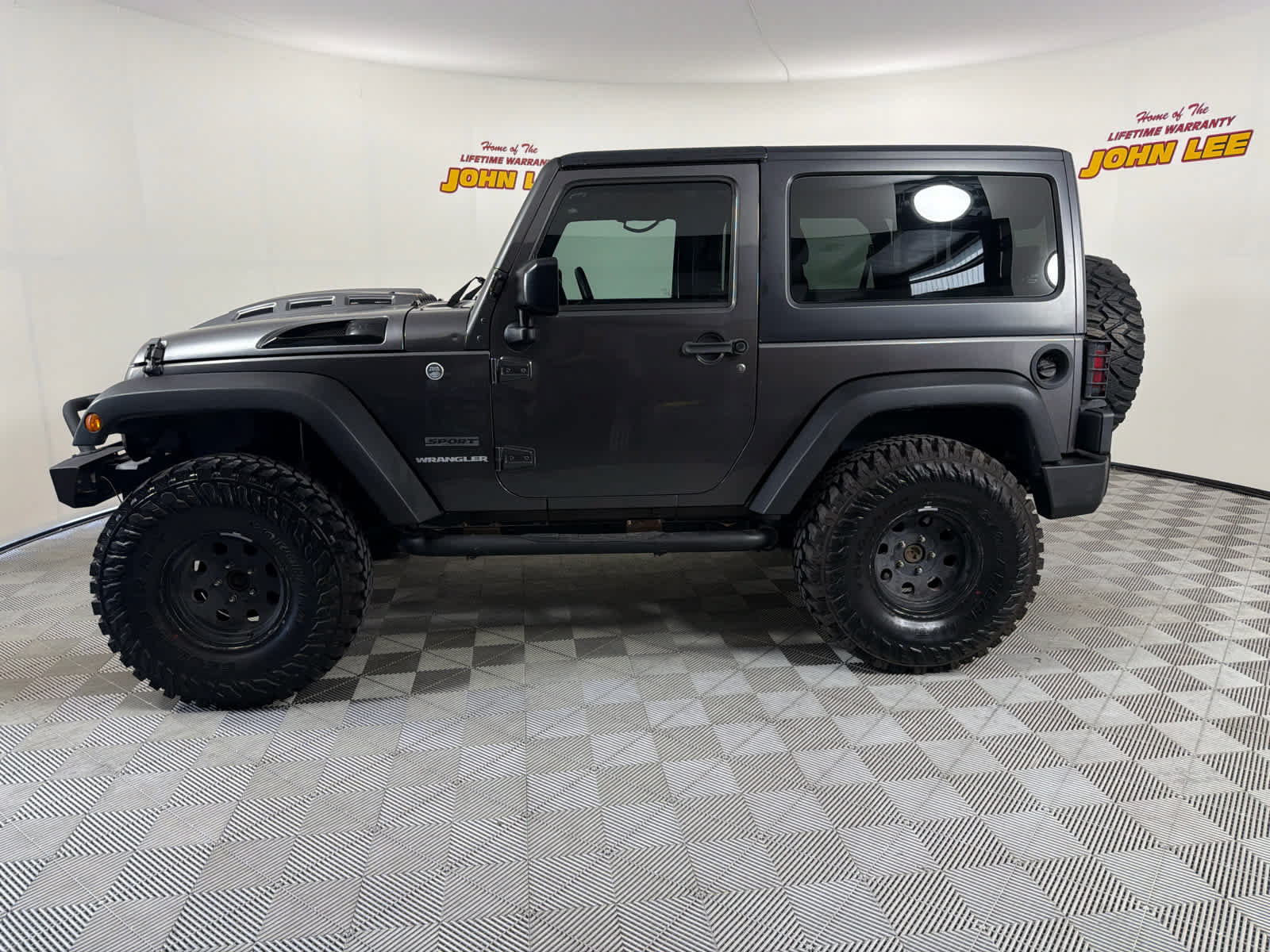 Used 2017 Jeep Wrangler Sport w/ Quick Order Package 24S AWD/4WD image 2