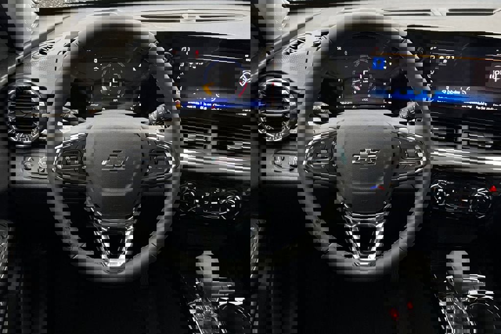 New 2026 Chevrolet Trax ACTIV w/ Driver Confidence Package image 14