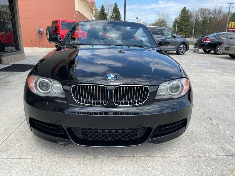 Used 2008 BMW 135i Convertible RWD image 9
