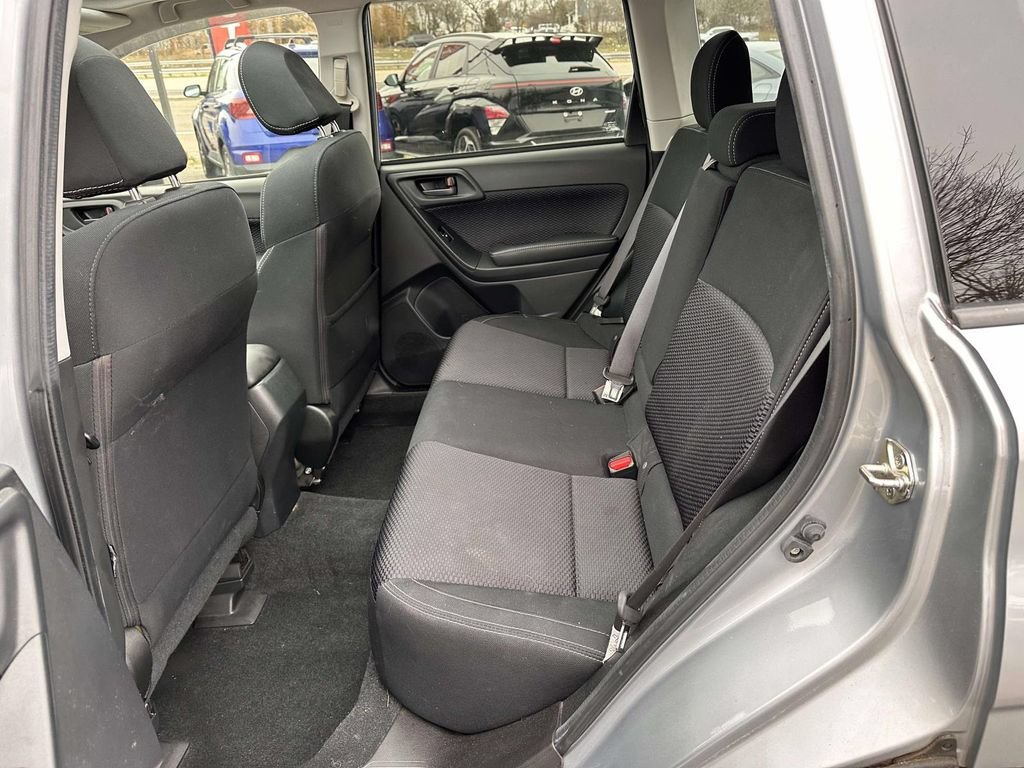 Used 2017 Subaru Forester 2.5i Premium AWD/4WD image 13
