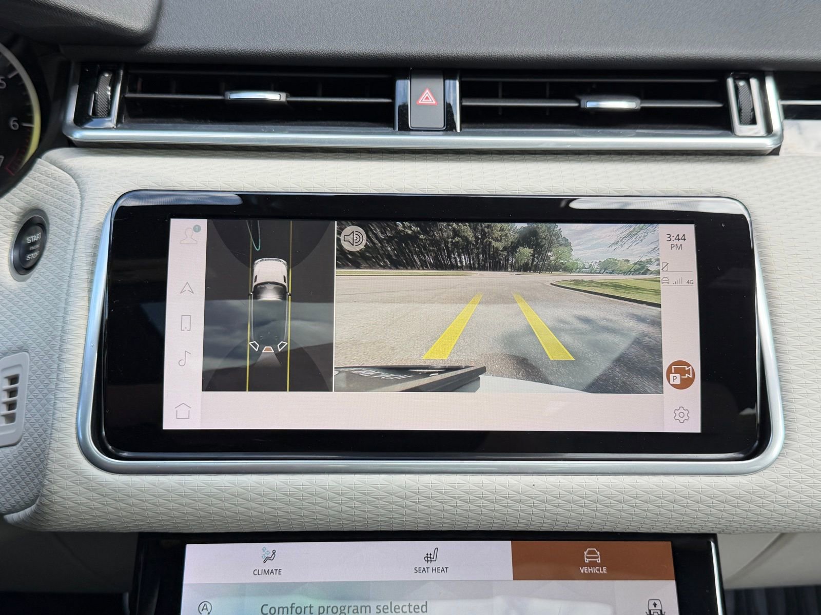 Used 2022 Land Rover Range Rover Velar R-Dynamic S image 5