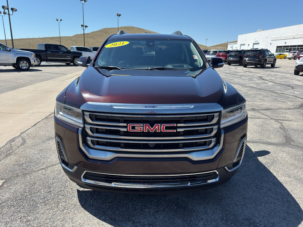 Used 2021 GMC Acadia AT4 w/ GMC Pro Grade Package AWD/4WD image 8
