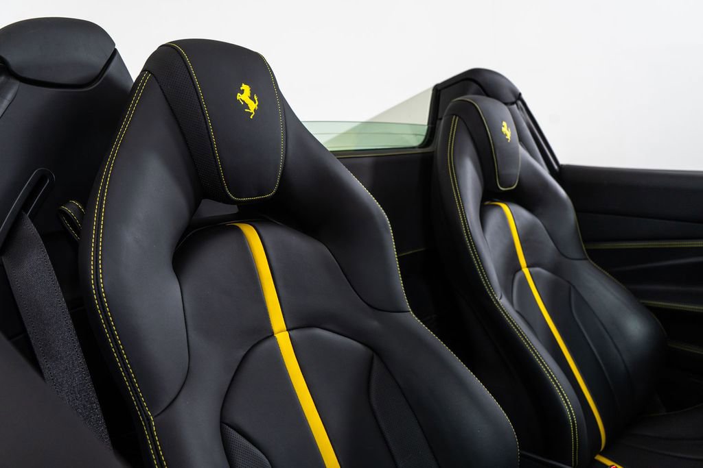 Certified 2023 Ferrari F8 Tributo image 34