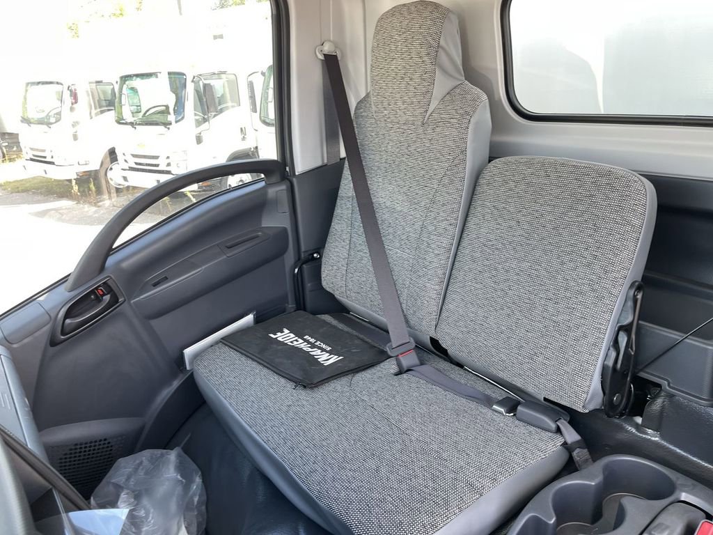 New 2024 Chevrolet Low Cab Forward image 17