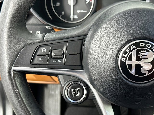 Used 2017 Alfa Romeo Giulia Ti image 23