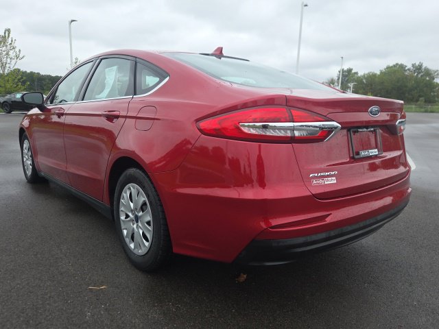 Used 2020 Ford Fusion S FWD image 10