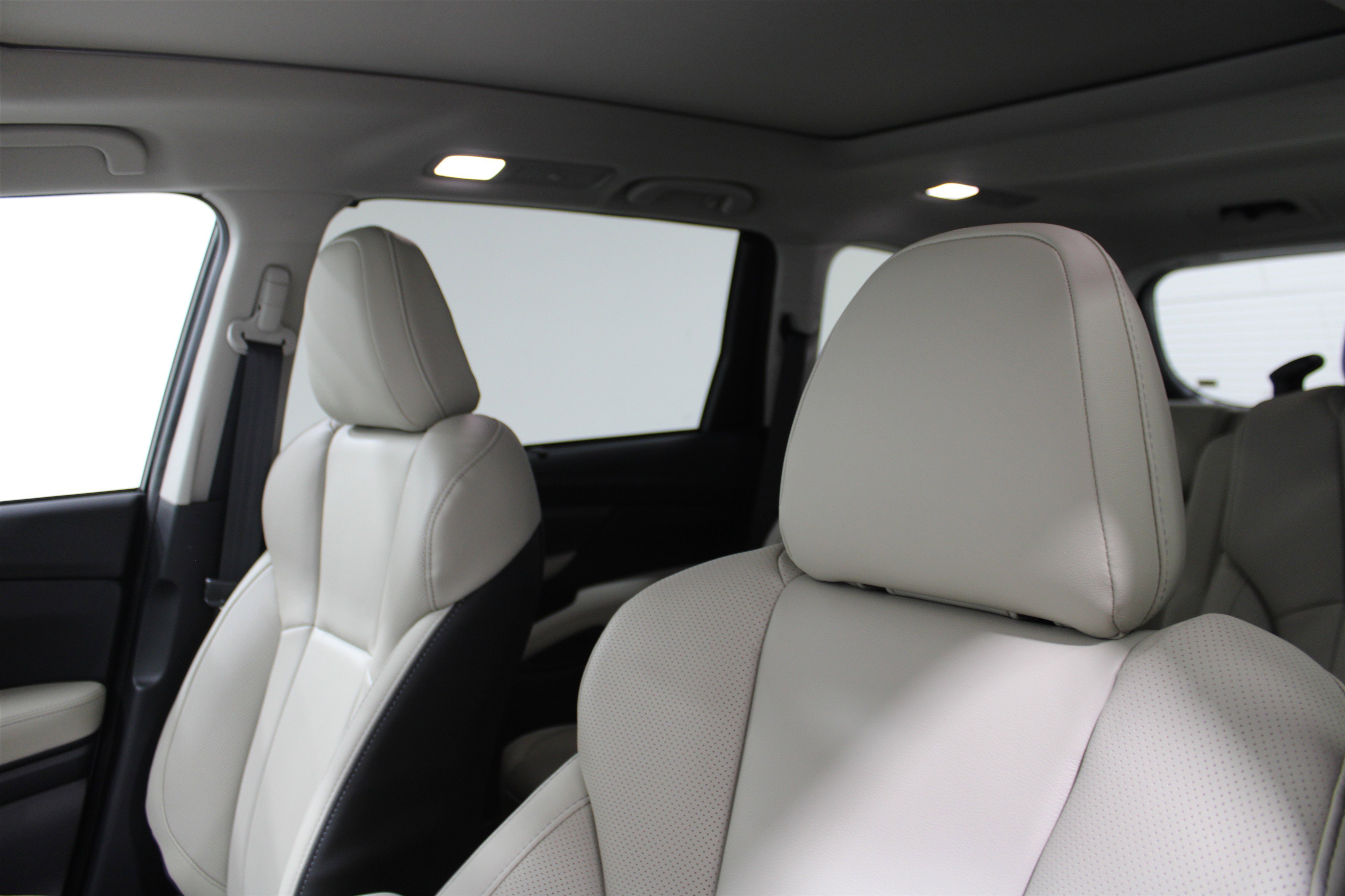 New 2025 Subaru Ascent Limited image 5