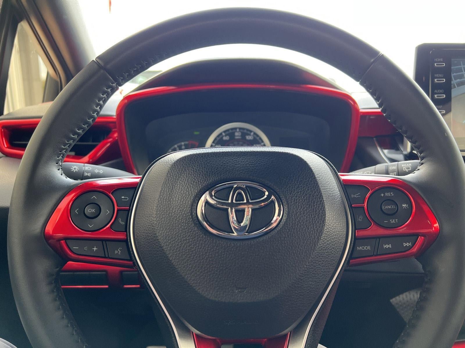 Used 2022 Toyota Corolla SE w/ SE Preferred Package FWD image 19