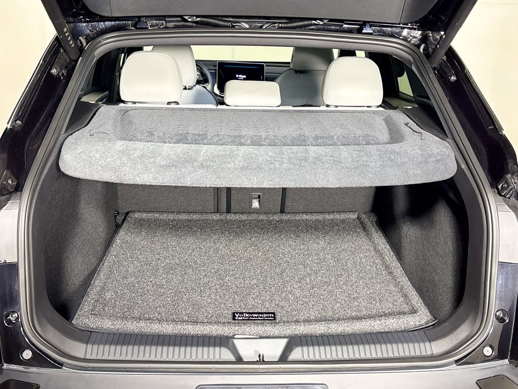 Certified 2025 Volkswagen ID.4 Pro S AWD/4WD image 23