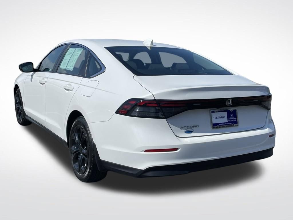 Certified 2025 Honda Accord LX image 4