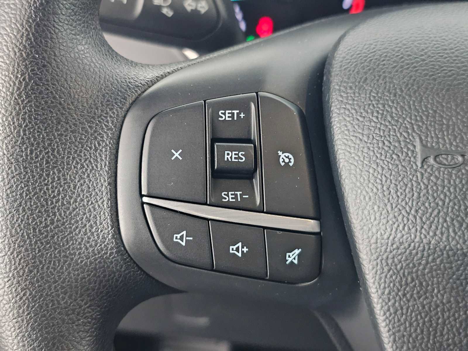 Used 2020 Ford Escape SE image 27