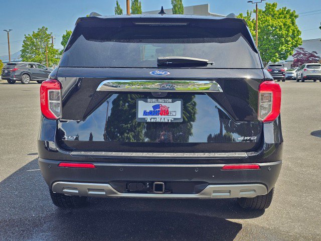 Used 2023 Ford Explorer XLT w/ Equipment Group 202A AWD/4WD image 6