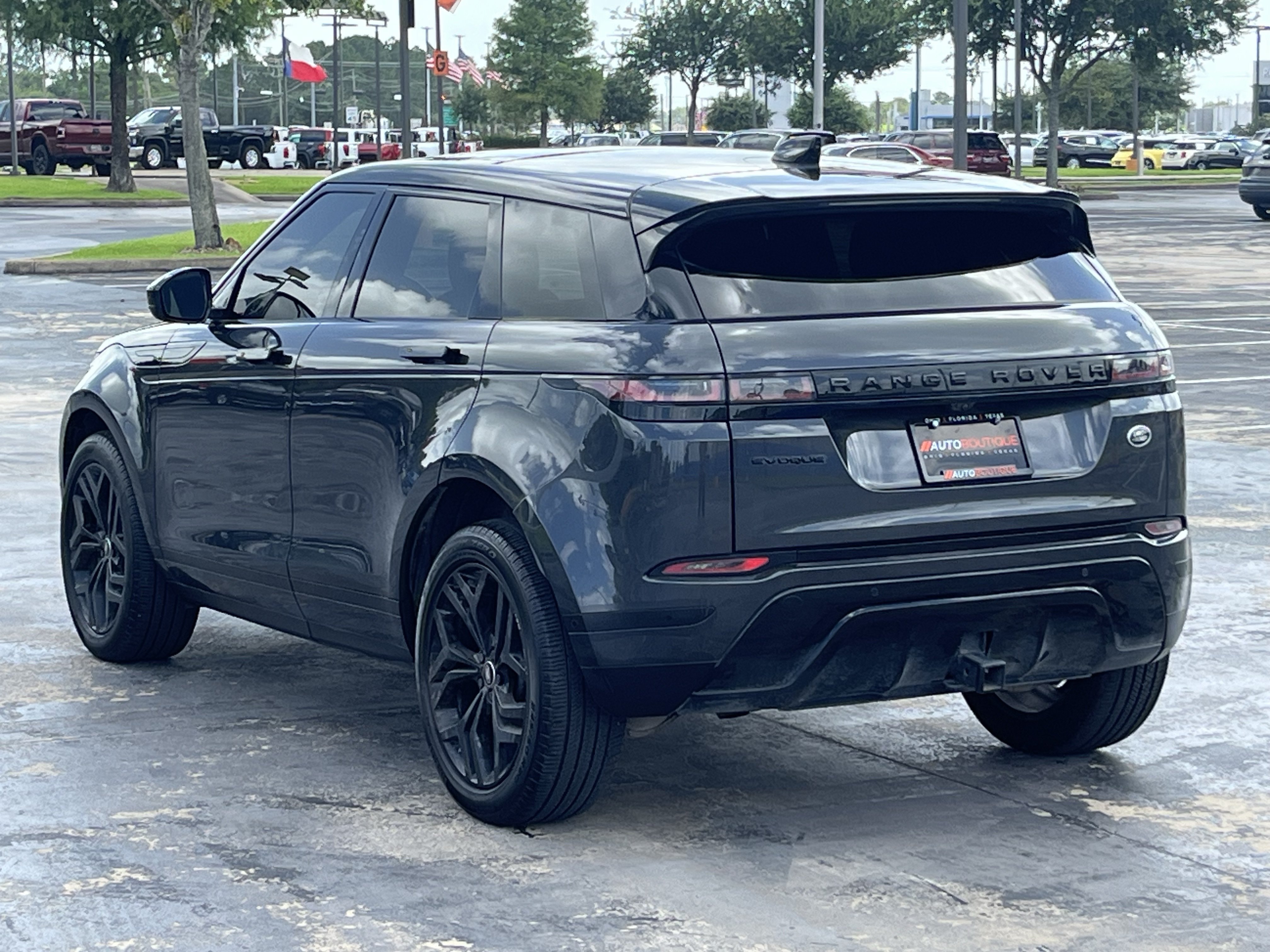 Used 2020 Land Rover Range Rover Evoque SE AWD/4WD image 8