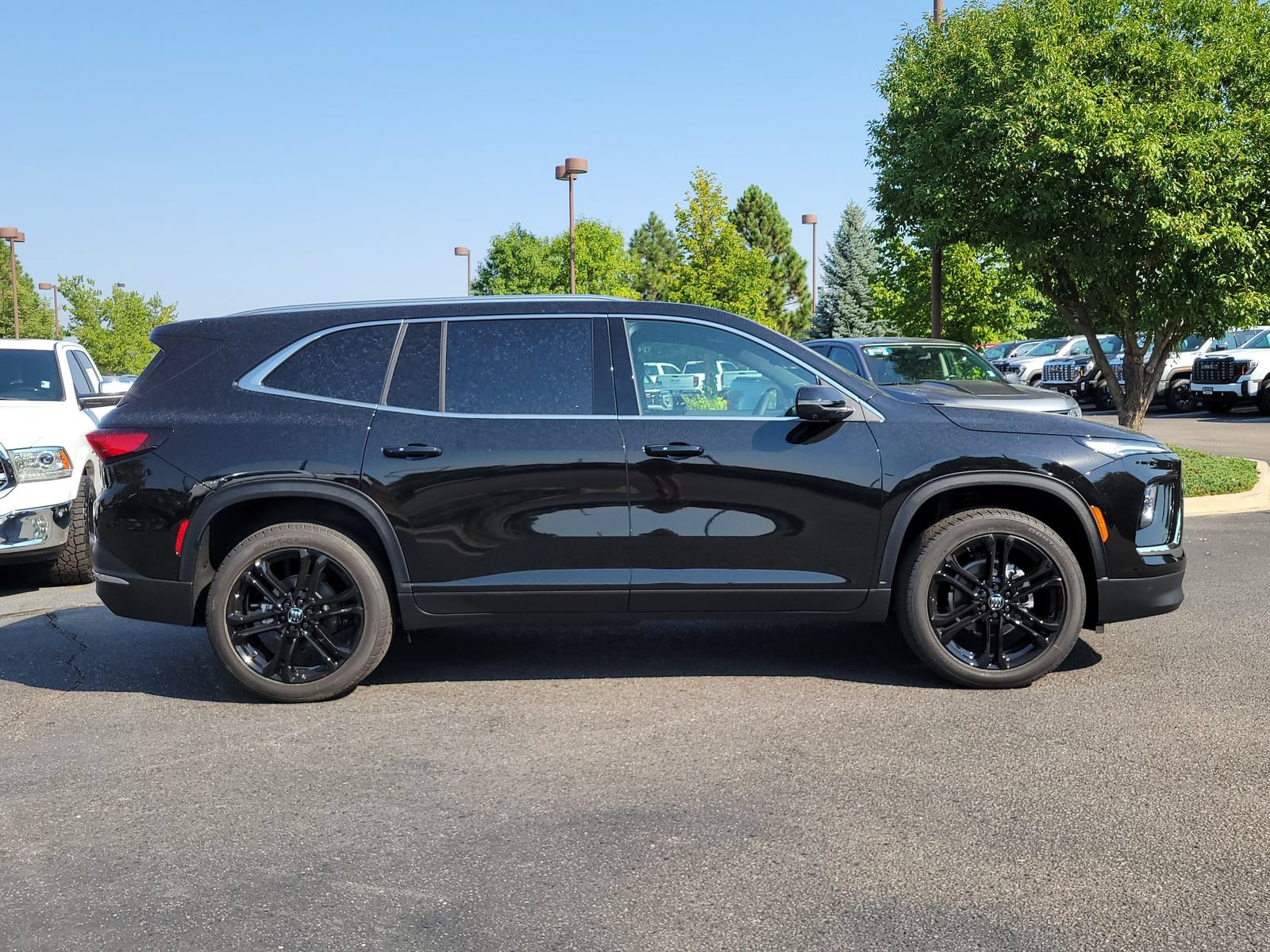 New 2026 Buick Enclave Preferred w/ Power Package AWD/4WD image 2