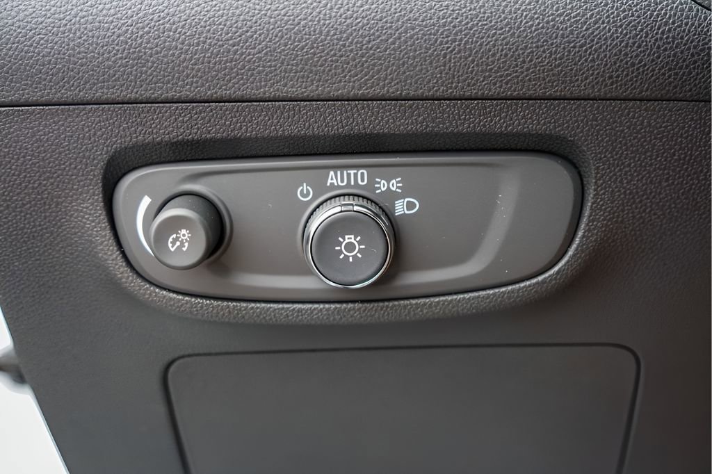 New 2026 Buick Encore GX Sport Touring FWD image 15