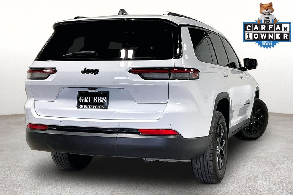 Used 2025 Jeep Grand Cherokee L Altitude RWD image 2