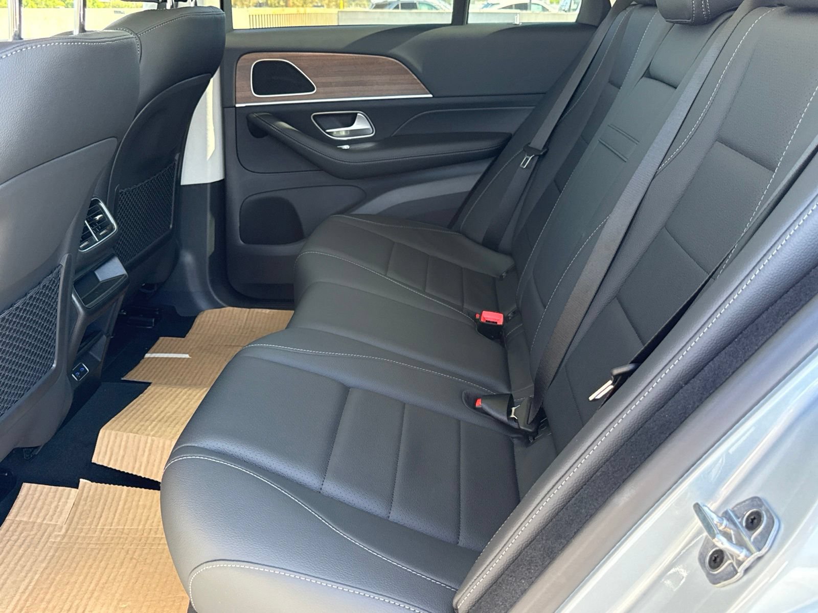 New 2026 Mercedes-Benz GLE 450e 4MATIC image 28