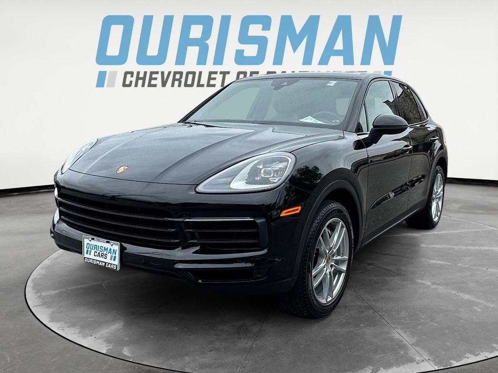 Used 2023 Porsche Cayenne AWD/4WD image 2