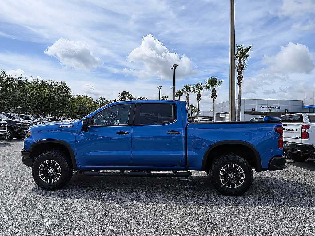 Certified 2024 Chevrolet Silverado 1500 ZR2 AWD/4WD image 33