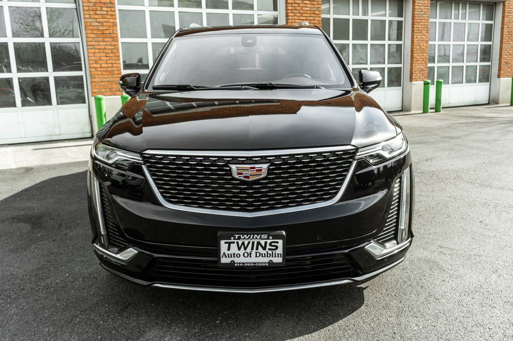 Used 2024 Cadillac XT6 Premium Luxury image 35