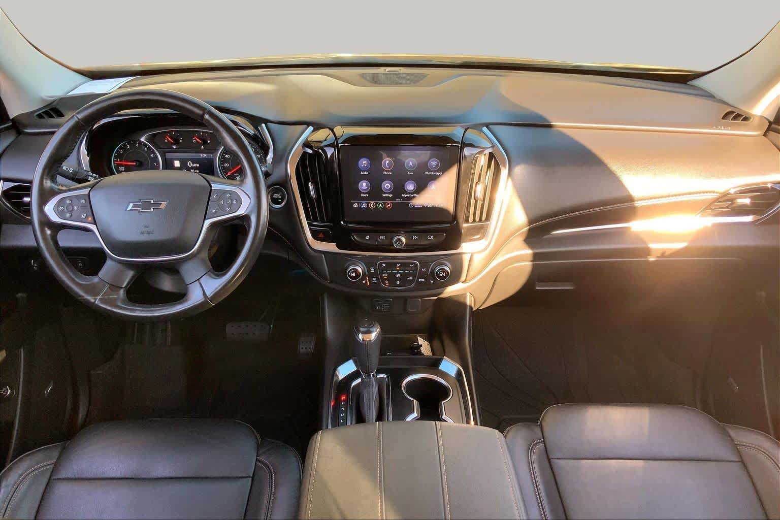 Used 2020 Chevrolet Traverse RS FWD image 14
