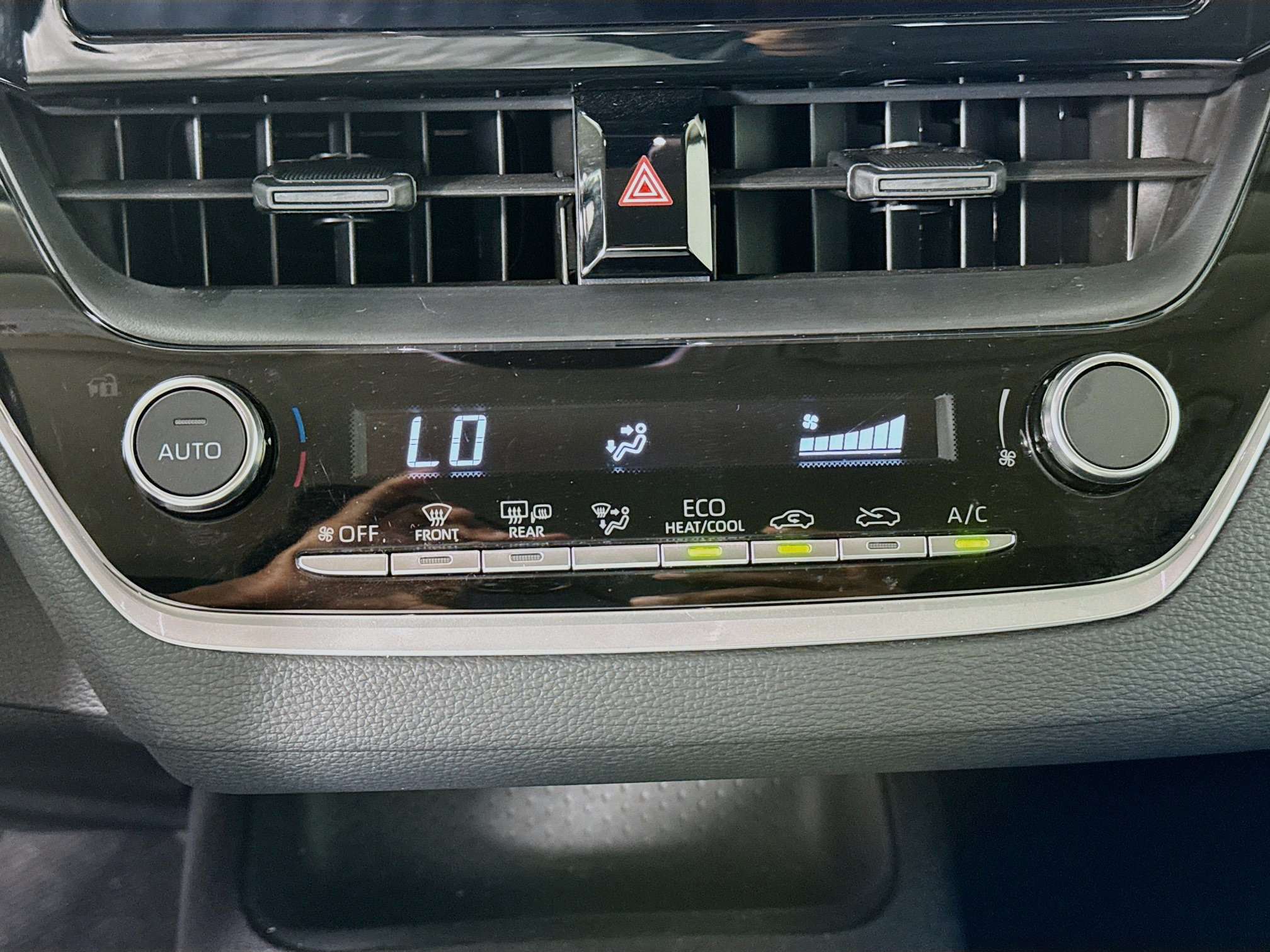 Certified 2026 Toyota Corolla LE FWD image 15