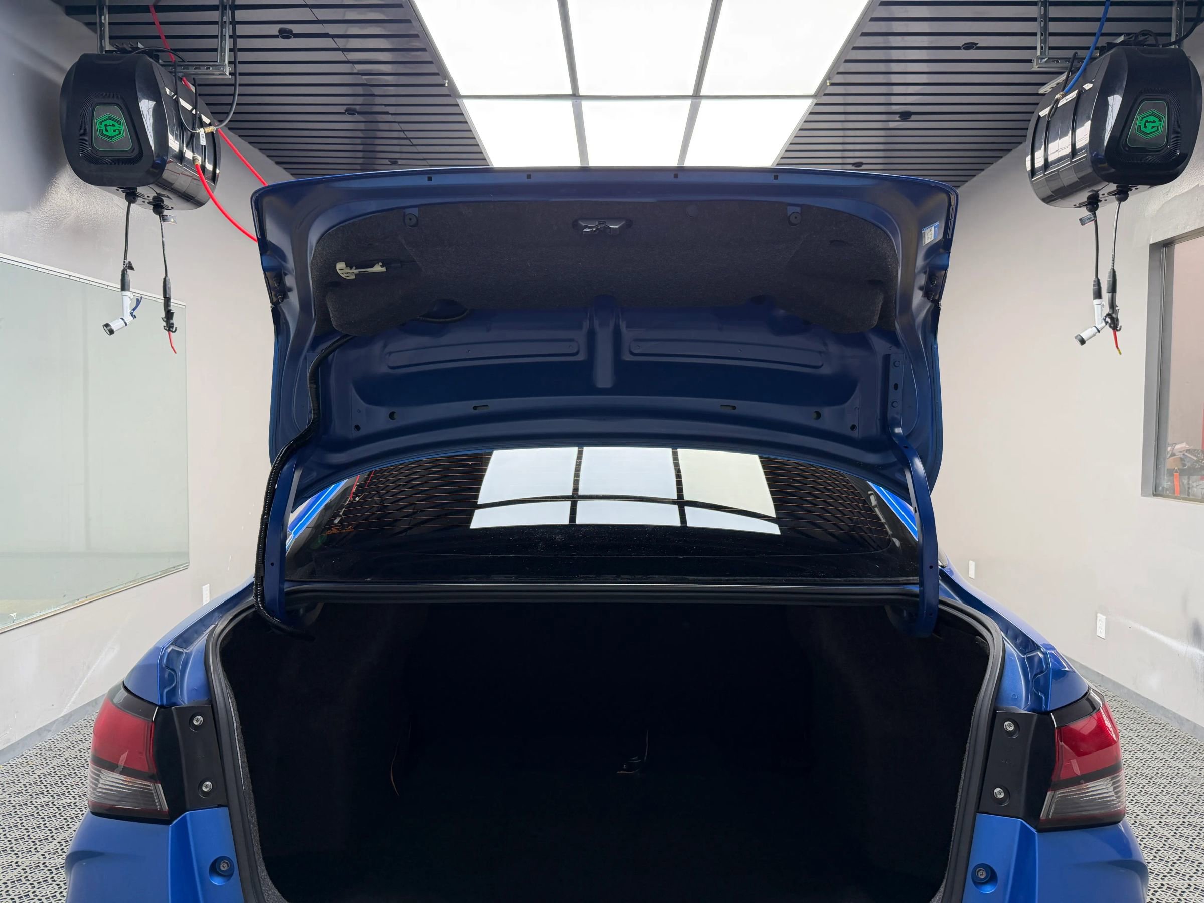 Used 2020 Nissan Versa SV image 17