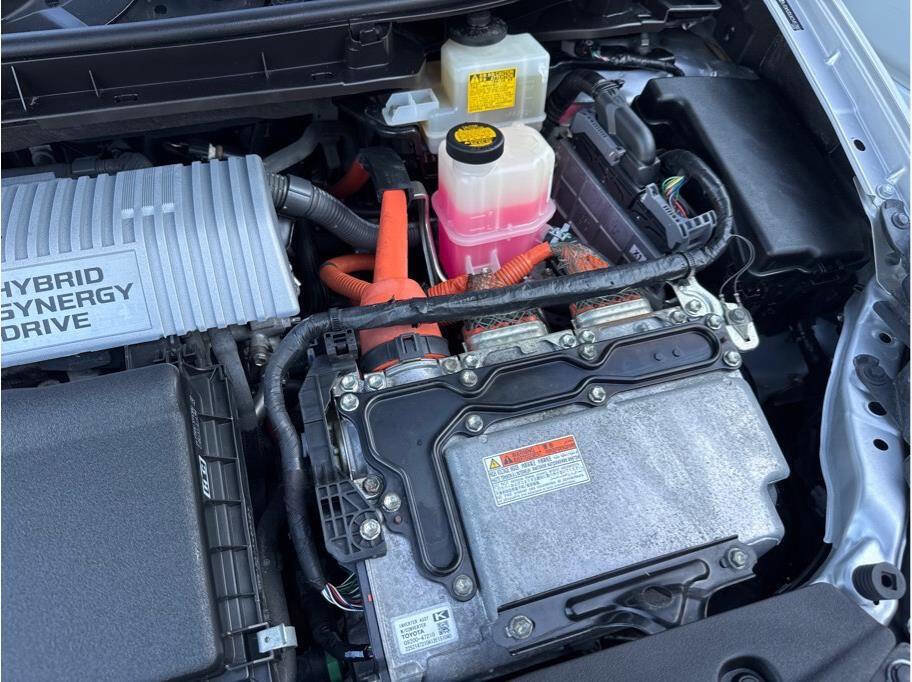 Used 2012 Toyota Prius Two image 21