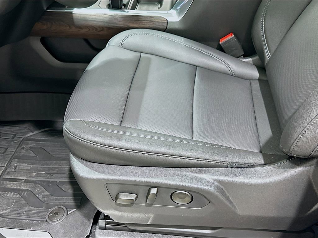 New 2026 GMC Sierra 1500 SLT RWD image 22