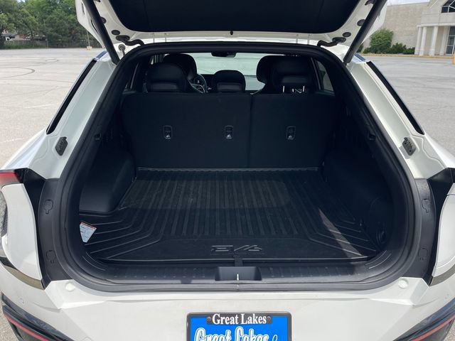 Used 2022 Kia EV6 GT-Line w/ GT-Line Suede Seat Package AWD/4WD image 16